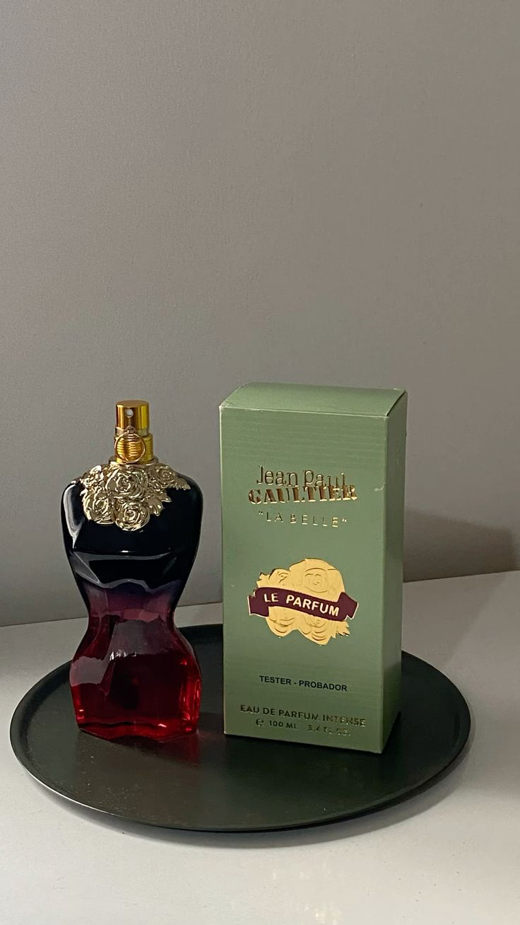 La Belle Le Parfum